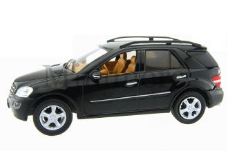 Mercedes 500 Scale Model