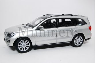 GL Class Scale Model