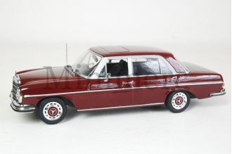 300 SEL 6.3 Scale Model