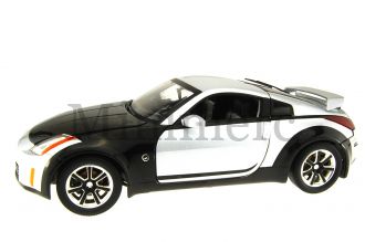 Nissan 350Z Scale Model