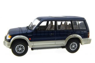 Mitsubishi Pajero LWB Scale Model