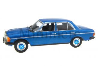 Mercedes 200 D Scale Model