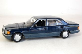 560 SEL Scale Model