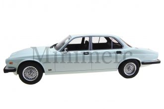 Jaguar XJ6 Scale Model