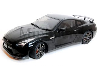 Nissan GT-R (R35) Scale Model