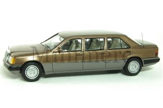 W124 Lang Scale Model
