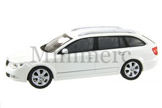 Skoda Superb II Combi Scale Model