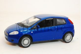 Fiat Grande Punto Scale Model