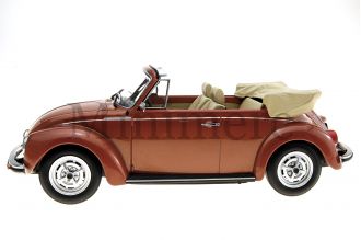 Volkswagen 1303 Cabriolet Scale Model
