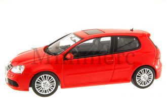 Volkswagen Golf R32 Scale Model