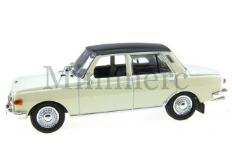 Wartburg 353 Scale Model