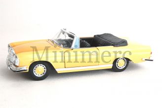 280 SE 3.5 Cabriolet Scale Model