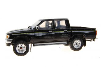 Toyota Hilux SR5 Scale Model