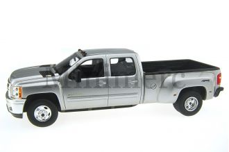 Chevrolet Silverado 3500HD Scale Model