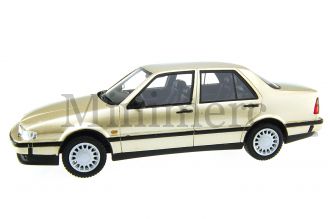 SAAB 9000 CDE Scale Model