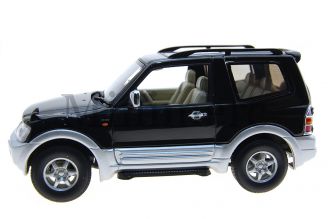 Mitsubishi Pajero Scale Model