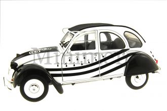 Citroen 2CV Breizh Scale Model