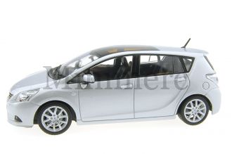 Toyota Verso Scale Model
