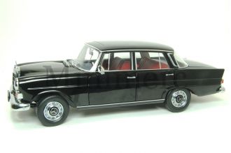 200 sedan Scale Model