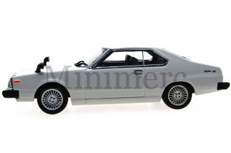 Nissan Skyline GT-E Scale Model