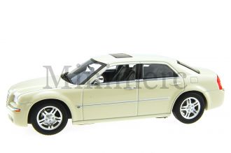 Chrysler 300C HEMI Scale Model