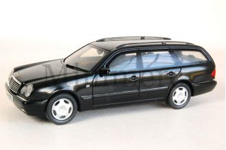 E 200 Estate Scale Model