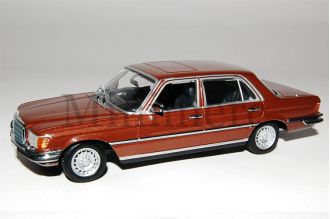 450 SEL 6.9 Scale Model