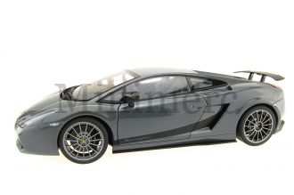 Lamborghini Gallardo Superleggera Scale Model