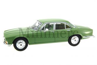 Daimler Sovereign 4.2 Scale Model