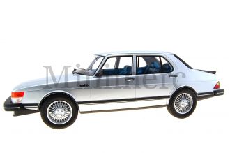 Saab 900 Turbo 4-Door Scale Model