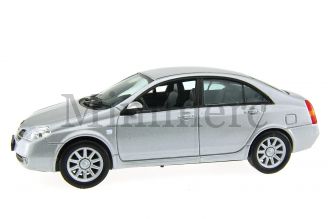 Nissan Primera Scale Model