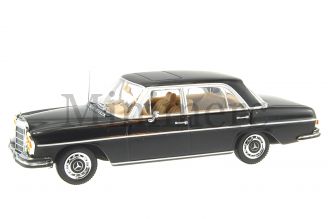 W109 Scale Model