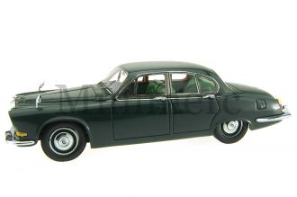 Jaguar 420 Scale Model