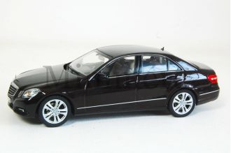 E Class Scale Model