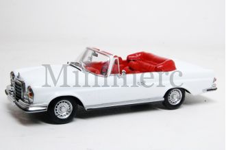 280 SE 3.5 Cabriolet Scale Model