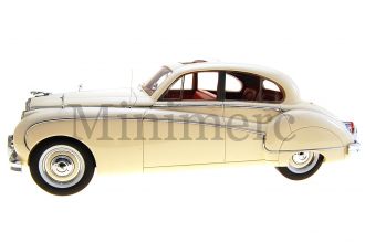 Jaguar MK 8 Scale Model
