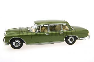 Mercedes 600 Scale Model