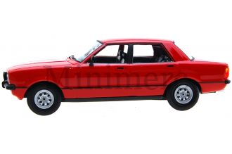 Ford Cortina Mk4 2.0S Scale Model