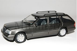 E 320 ESTATE Scale Model