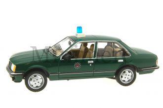 Opel Rekord E Scale Model