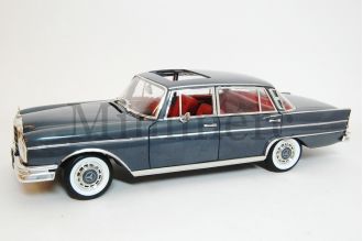 300 SE (Heckflosse" Scale Model