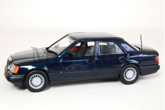 300 E Scale Model