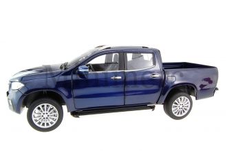 Mercedes X-Class Scale Model