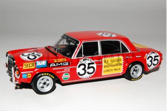 300 SEL 6.8 Scale Model