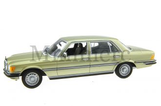 450 SEL 6.9 Scale Model