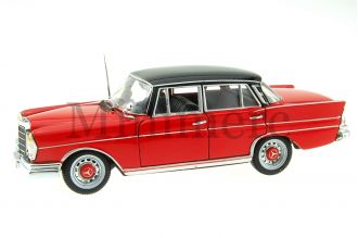 Mercedes 300 SE Scale Model