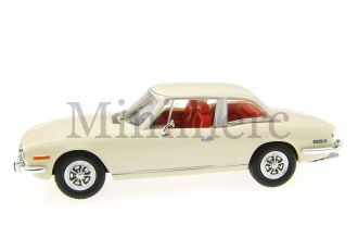 Triumph Stag MK1 Scale Model