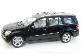 GL Class Scale Model