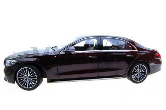 Mercedes S Class Scale Model
