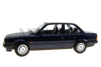 BMW 325i Scale Model